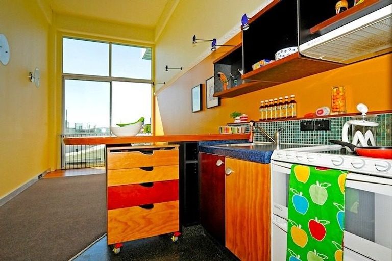 Photo of property in Qba Apartments, 1m/51 Webb Street, Mount Cook, Wellington, 6011