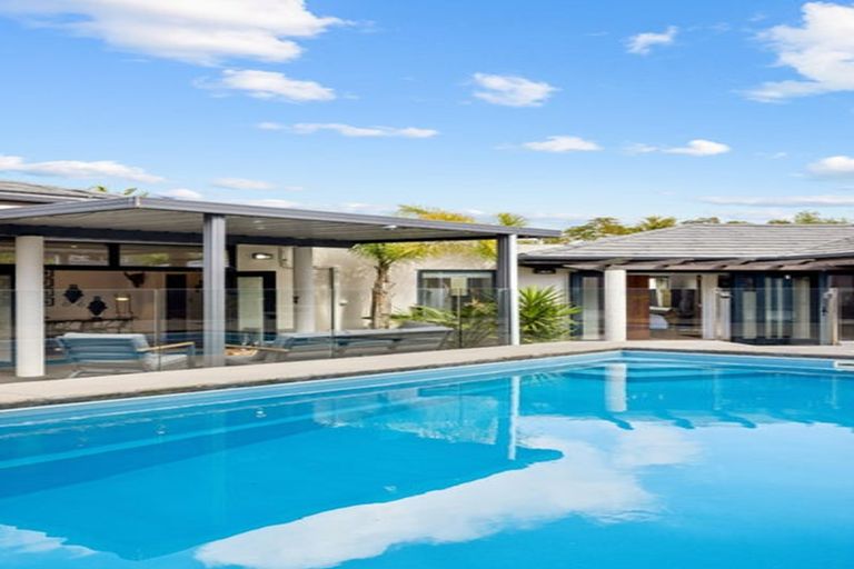 Photo of property in 5 Caversham Drive, Torbay, Auckland, 0630