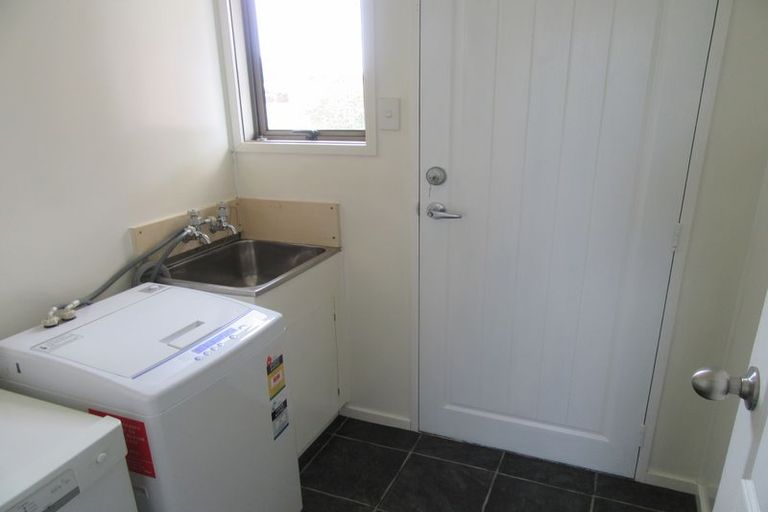 Photo of property in 4 Timaru Road, Waimate, 7924