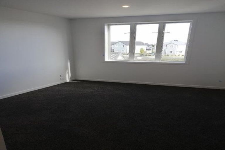 Photo of property in 21 Bellbird Street, Papakura, 2110