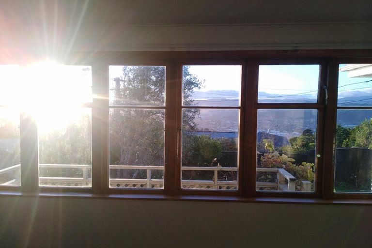 Photo of property in 131a Normandale Road, Normandale, Lower Hutt, 5010