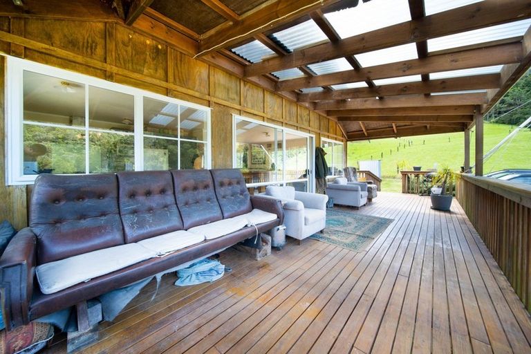 Photo of property in 1697 Russell Road, Helena Bay, Hikurangi, 0184