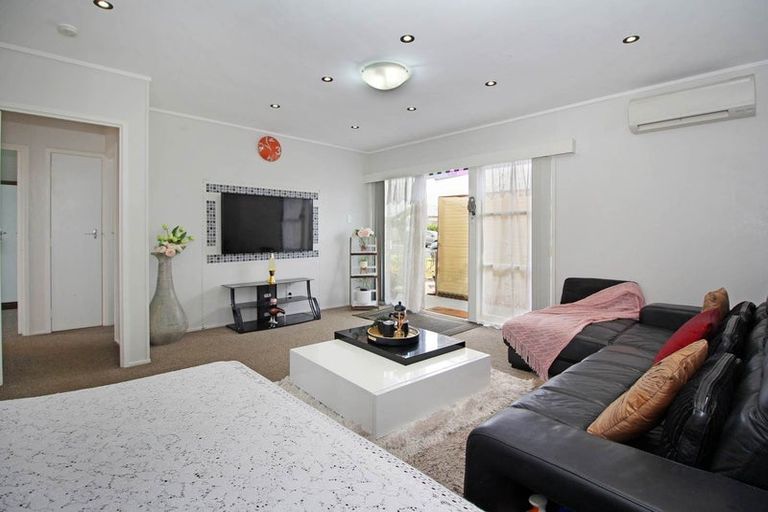 Photo of property in 5/68 Rangitoto Road, Papatoetoe, Auckland, 2025