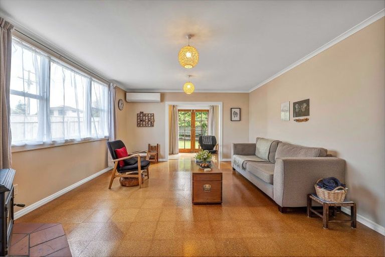 Photo of property in 36 Cordelia Street, Stratford, 4332