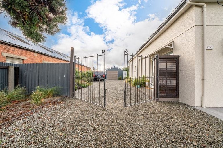 Photo of property in 100 High Street, Waimate, 7924