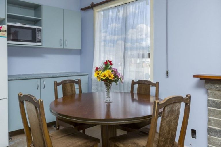 Photo of property in 16 Richard Grove, Stokes Valley, Lower Hutt, 5019