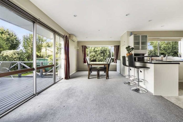 Photo of property in 23a Juniper Place, Burnside, Christchurch, 8053