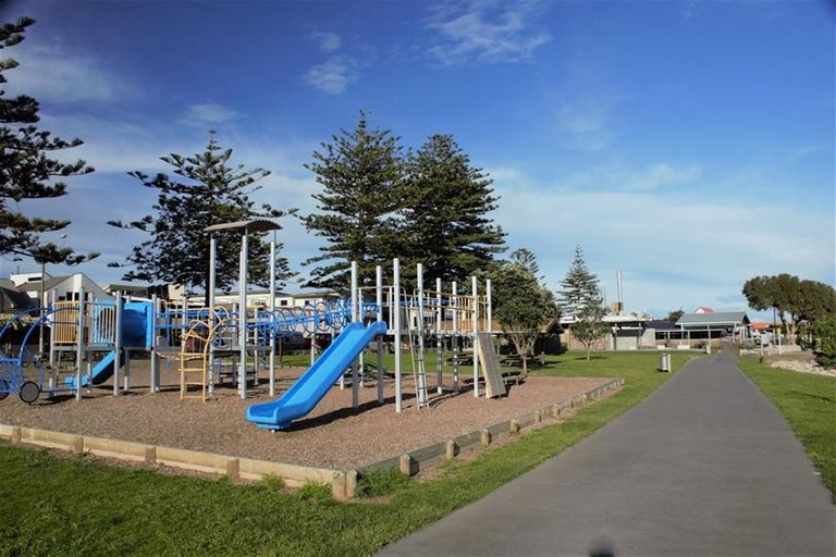 Photo of property in 99 Waghorne Street, Ahuriri, Napier, 4110