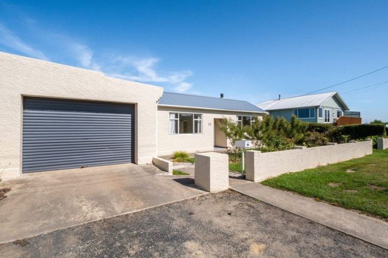 Photo of property in 27 Binnie Street, Abbotsford, Dunedin, 9018