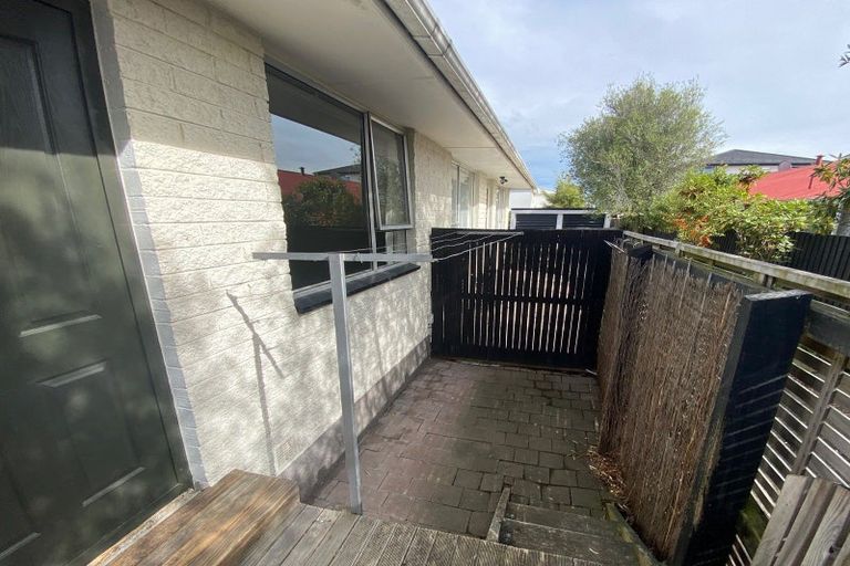 Photo of property in 2/125 Geraldine Street, Edgeware, Christchurch, 8013
