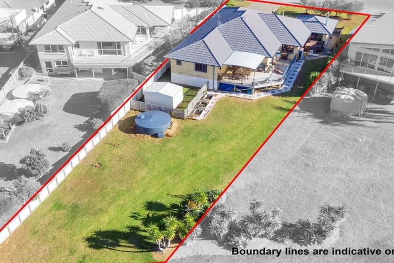 Photo of property in 16 Driftwood Place, Mangawhai Heads, Mangawhai, 0505