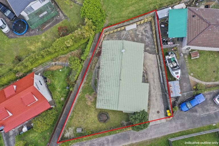 Photo of property in 41 Loughanure Place, Massey, Auckland, 0614