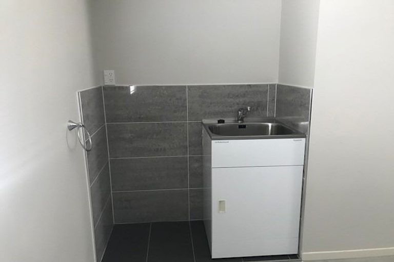 Photo of property in 15 Arion Road, Takanini, 2112