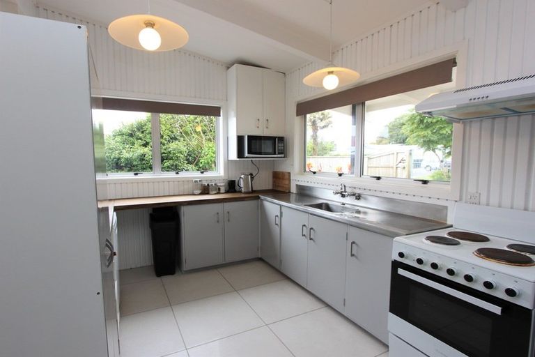 Photo of property in 8 Konini Street, Inglewood, 4330