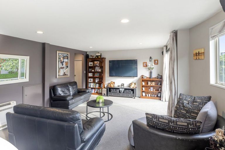 Photo of property in 28 Mayfair Street, Riccarton, Christchurch, 8011