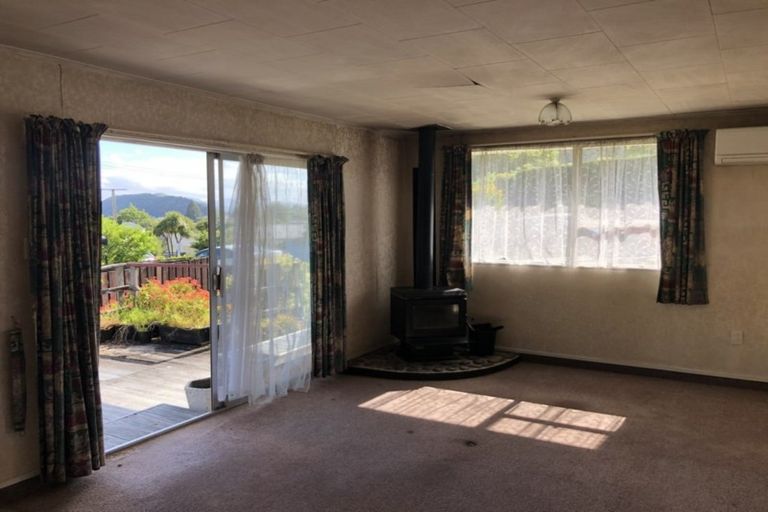 Photo of property in 51 Dorset Street, Picton, 7220