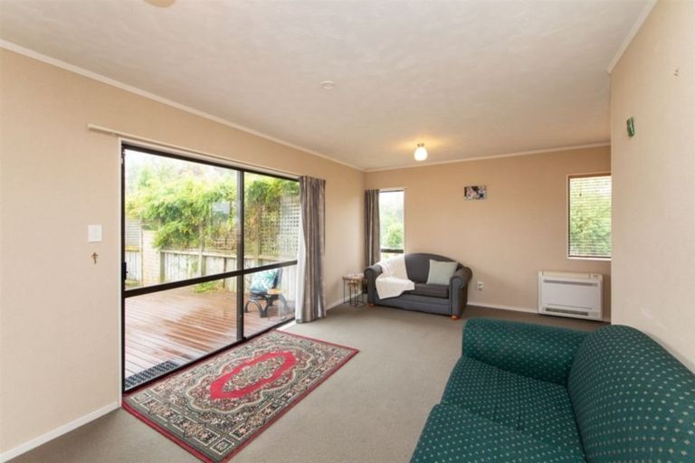 Photo of property in 5 Cargill Grove, Kelvin Grove, Palmerston North, 4414