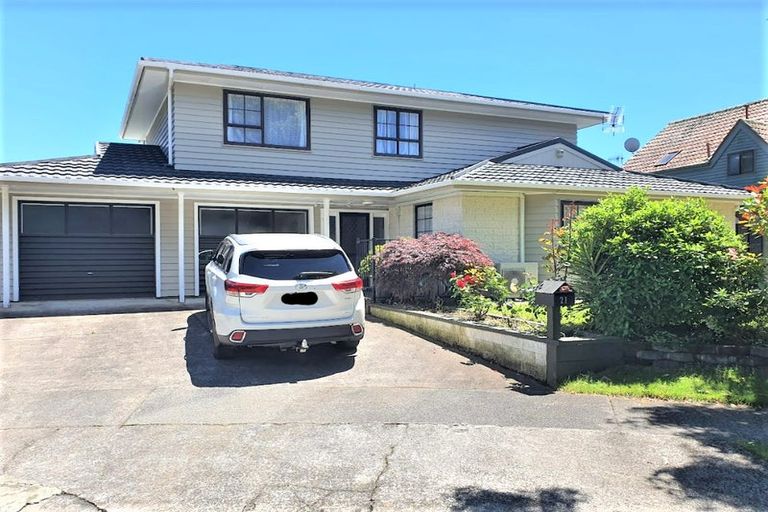 Photo of property in 21 Mcenroe Grove, Naenae, Lower Hutt, 5011