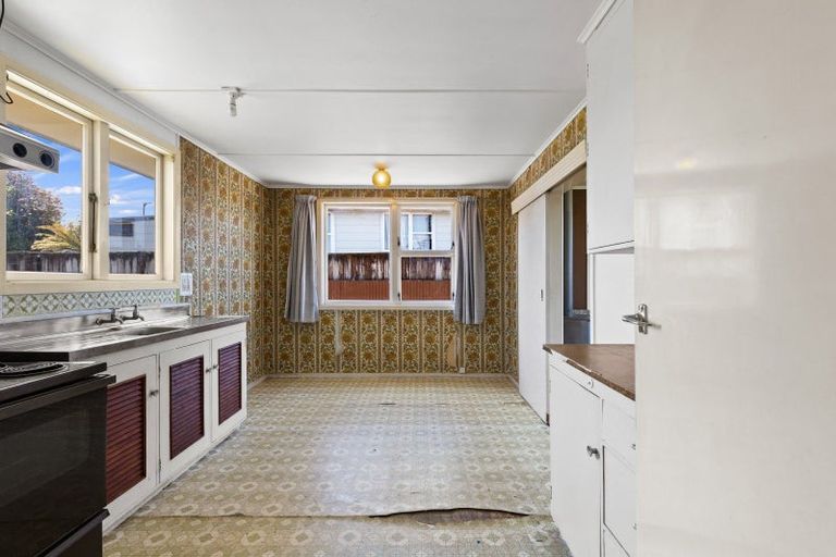 Photo of property in 30 Ngatuku Place, Tokoroa, 3420