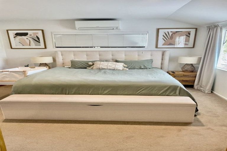 Photo of property in 3 Fresil Lane, Massey, Auckland, 0614