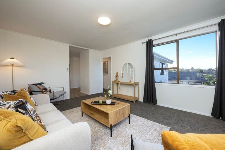 Photo of property in 124 Solar Road, Glen Eden, Auckland, 0602