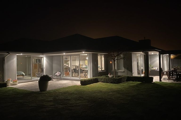 Photo of property in 21 Beech Drive, Rangiora, 7400