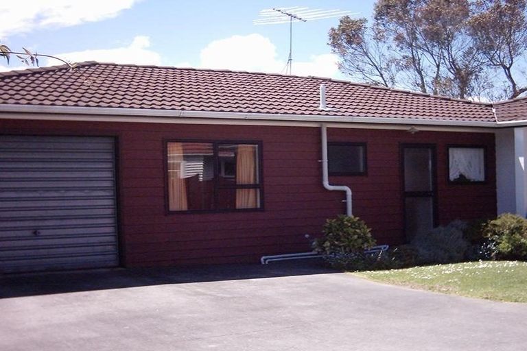 Photo of property in 3/86 Howe Street, Howick, Auckland, 2014