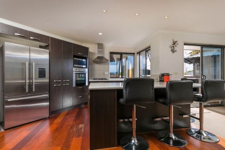 Photo of property in 5 Havilah View, Army Bay, Whangaparaoa, 0930
