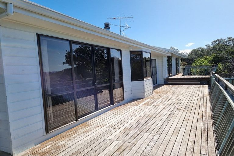 Photo of property in 28 Jackson Crescent, Mahurangi East, Warkworth, 0982