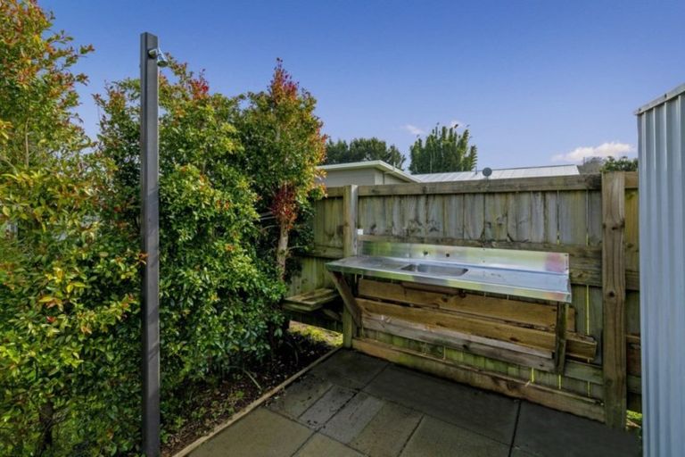 Photo of property in 8 Carina Way, Whitianga, 3510