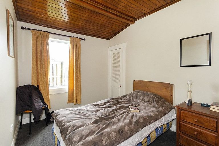 Photo of property in 24 Lune Street, South Hill, Oamaru, 9400