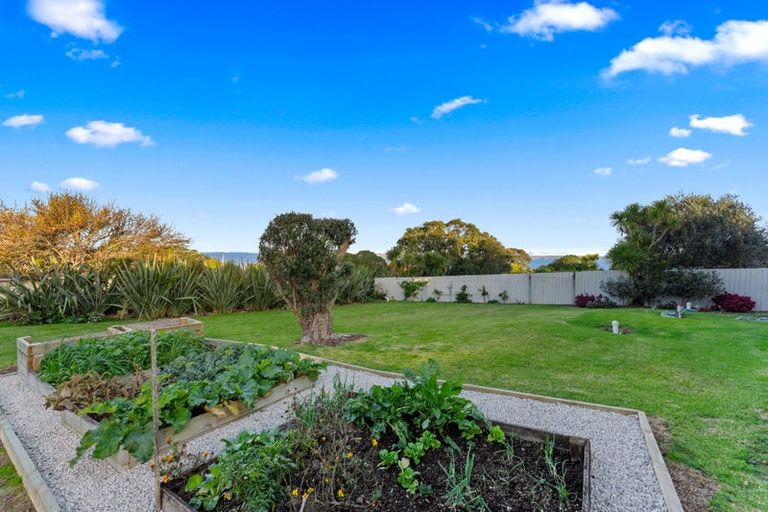 Photo of property in 68 Barrier View Road, Leigh, 0985