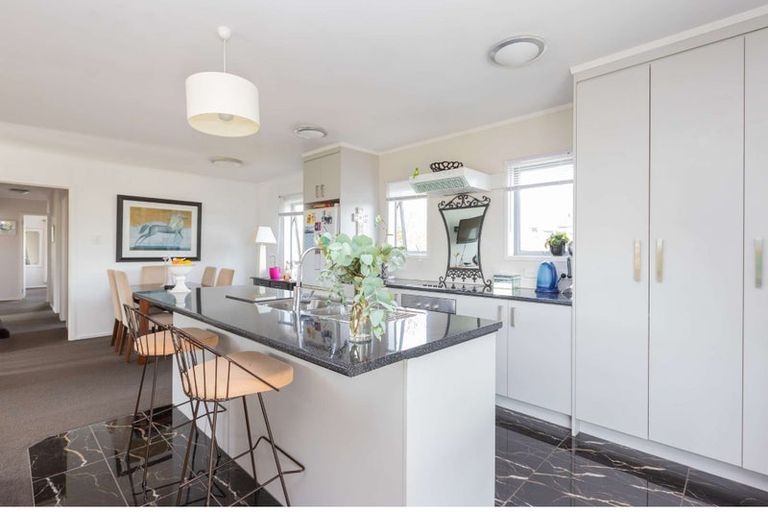 Photo of property in 16b Insley Street, Mangawhai, 0505