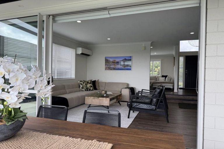 Photo of property in 15 Top Road, Pukekohe, 2120