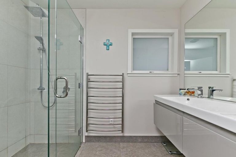 Photo of property in 45 Dominion Street, Takapuna, Auckland, 0622