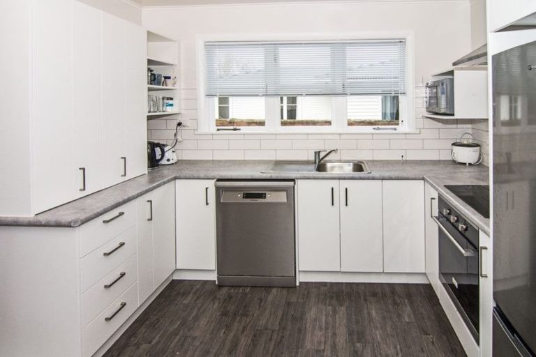 Photo of property in 32 Kitchener Street, Lansdowne, Masterton, 5810