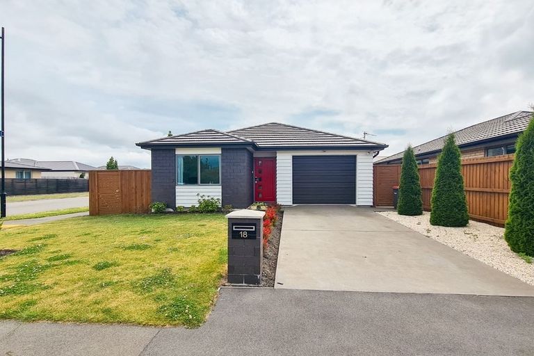 Photo of property in 18 Meyer Crescent, Halswell, Christchurch, 8025