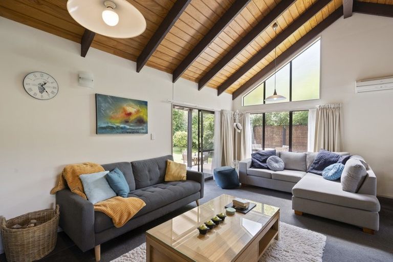 Photo of property in 19 Thames Street, Welbourn, New Plymouth, 4310