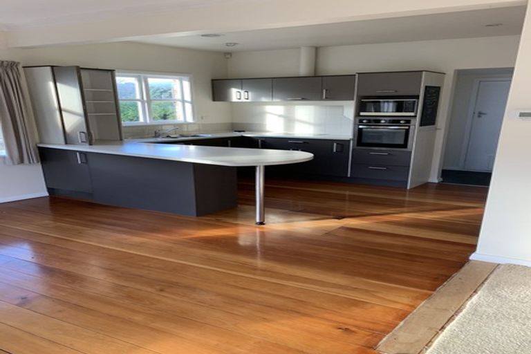 Photo of property in 46 The Drive, Tawa, Wellington, 5028