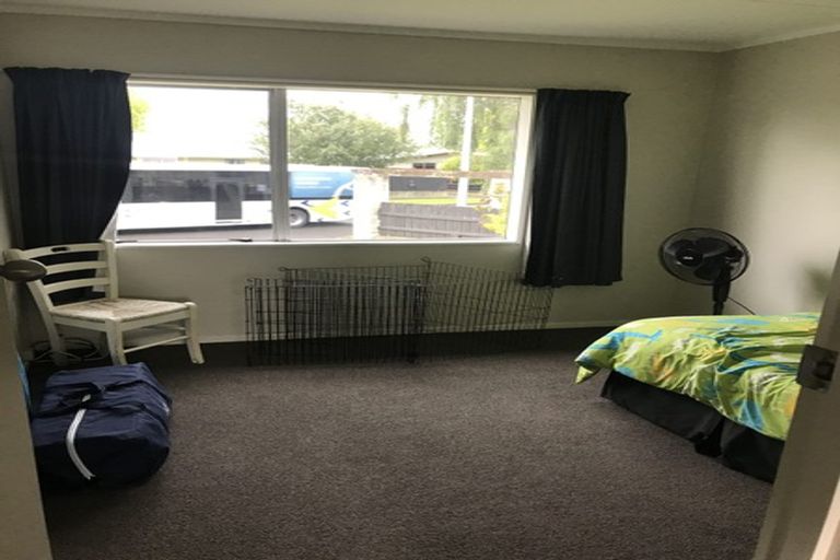 Photo of property in 87 Benmore Avenue, Cloverlea, Palmerston North, 4412