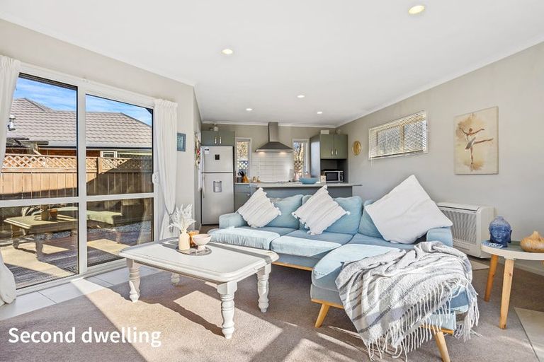 Photo of property in 15 Thornley Place, Woodend, 7610