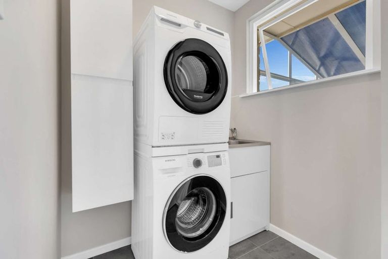 Photo of property in 58a Cottonwood Street, Parklands, Christchurch, 8083