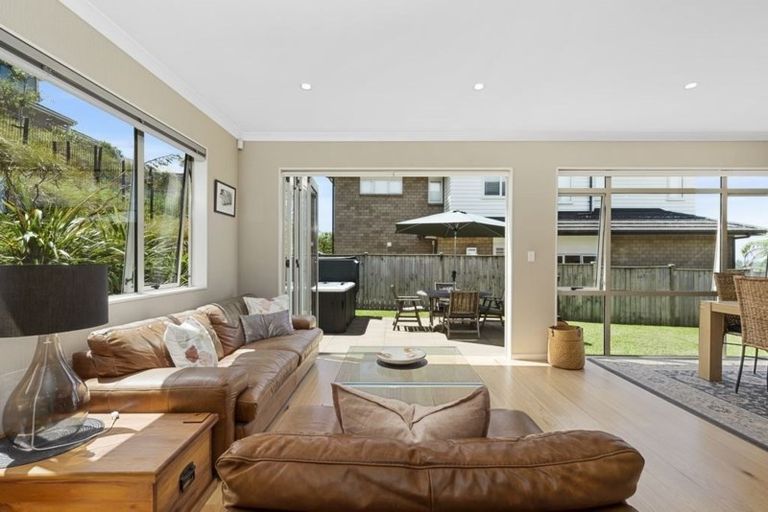 Photo of property in 7 Fennell Crescent, Silverdale, 0932