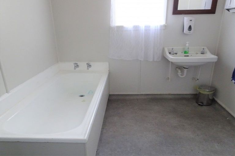 Photo of property in 37 Mcdougall Avenue, St Albans, Christchurch, 8014