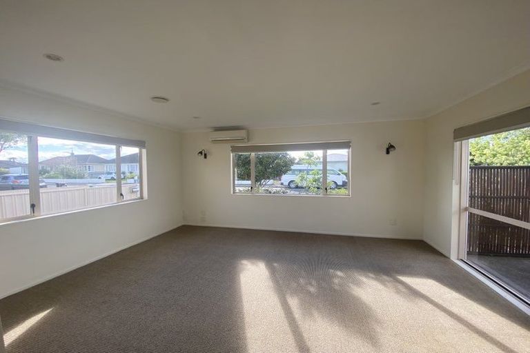 Photo of property in 14 Cassino Crescent, Onekawa, Napier, 4110