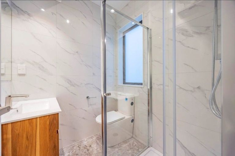 Photo of property in 7 Kikorangi Drive, Wainui, 0992