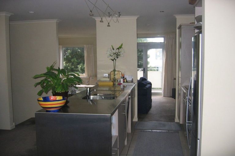 Photo of property in Marrakech Cafe, 28/305 Evans Bay Parade, Hataitai, Wellington, 6021