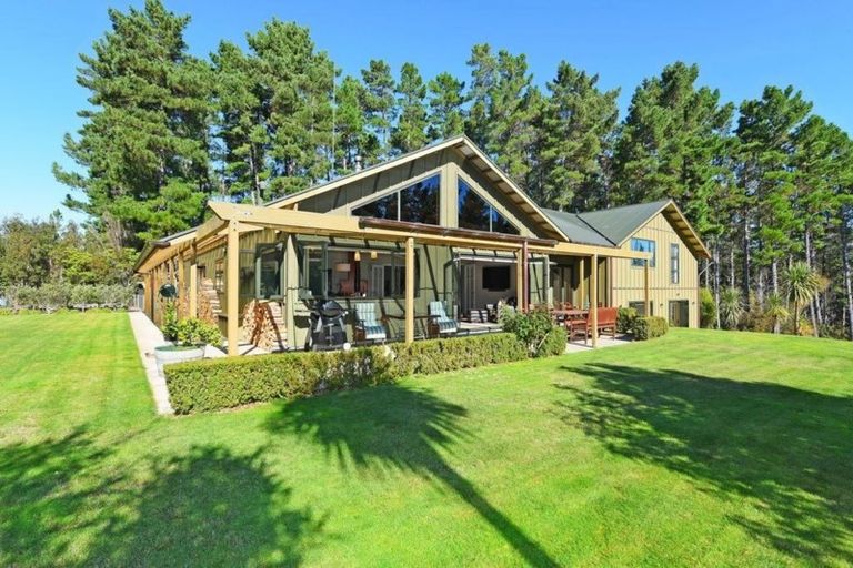 Photo of property in 145/147 Blue Mountains Road, Blue Mountains, Upper Hutt, 5371