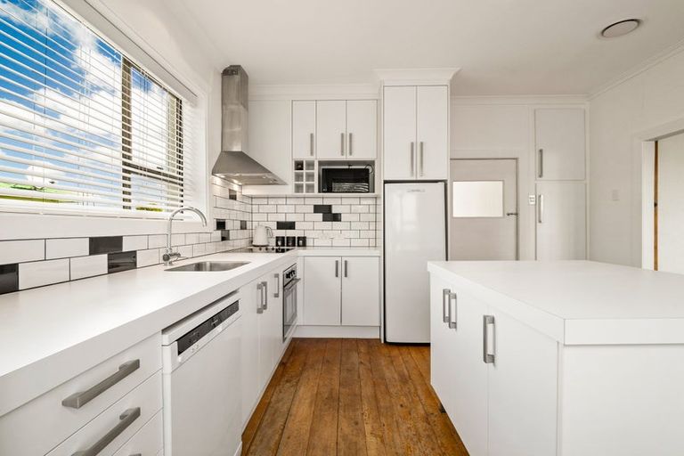 Photo of property in 220 Gordon Road, Mosgiel, 9024