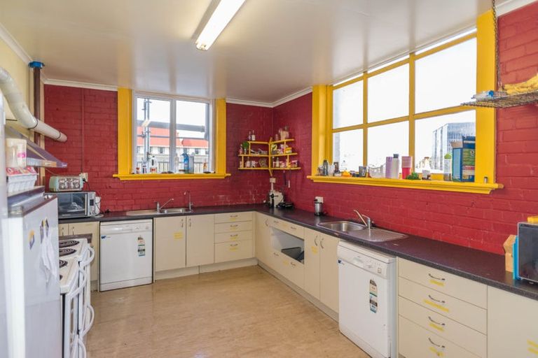 Photo of property in 2 View Street, Dunedin Central, Dunedin, 9016